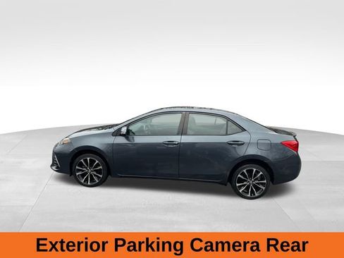 Used 2019 Toyota Corolla SE image 2