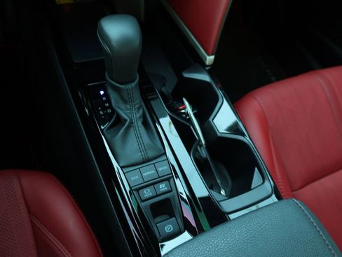 Used 2025 Toyota Camry XSE image 23