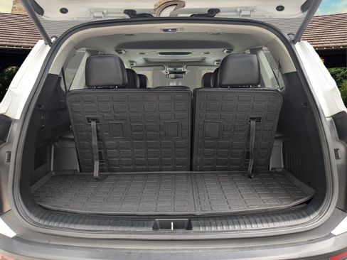 Used 2022 Kia Telluride EX w/ EX Premium Package FWD image 23