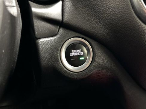 Certified 2021 Chevrolet Equinox LT image 16