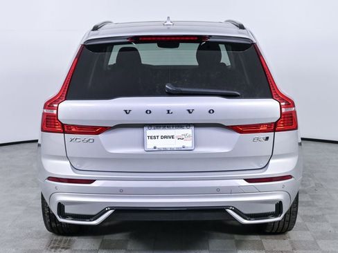 Certified 2025 Volvo XC60 B5 Plus image 30