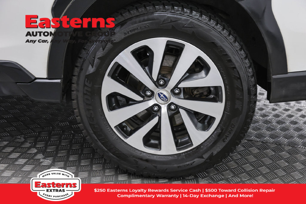 Used 2023 Subaru Outback Premium AWD/4WD image 32