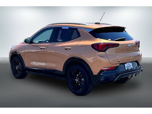 Used 2024 Buick Encore GX Sport Touring AWD/4WD image 4