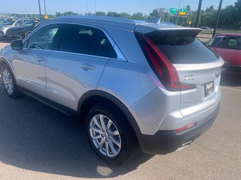Used 2022 Cadillac XT4 Luxury w/ Driver Awareness Package AWD/4WD image 3