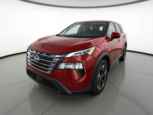 Used 2025 Nissan Rogue SV FWD image 3