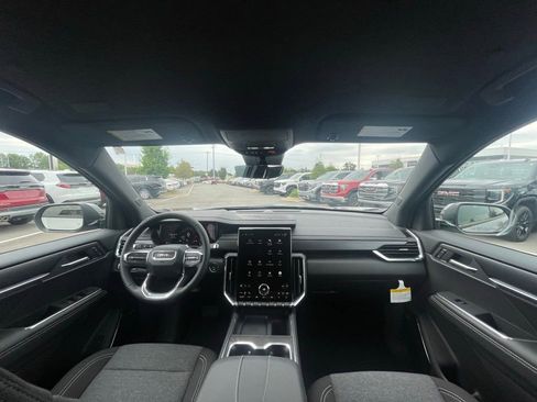 New 2026 GMC Acadia Elevation image 26