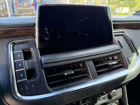 Used 2023 Chevrolet Tahoe LT w/ Luxury Package AWD/4WD image 19