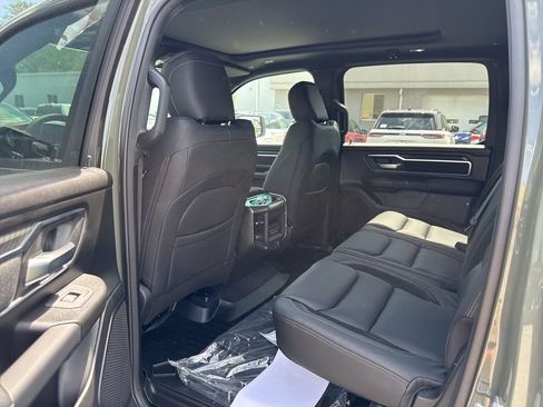 New 2026 RAM 1500 Big Horn AWD/4WD image 12