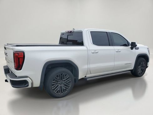 Used 2022 GMC Sierra 1500 Denali Ultimate AWD/4WD image 4