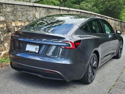 Used 2024 Tesla Model 3 Long Range RWD image 12