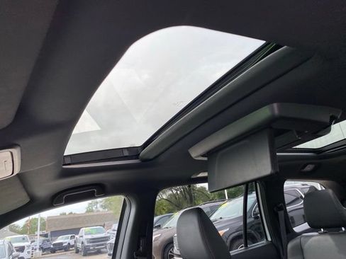 Used 2022 Honda Pilot Black Edition image 16
