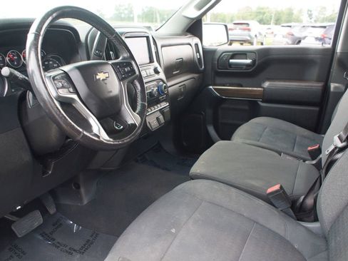 Used 2021 Chevrolet Silverado 1500 LT RWD image 12