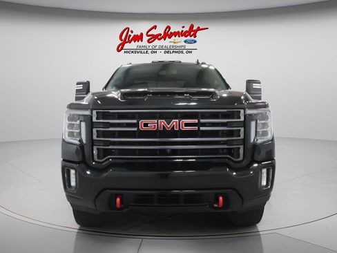Used 2021 GMC Sierra 2500 AT4 w/ AT4 Preferred Package AWD/4WD image 3