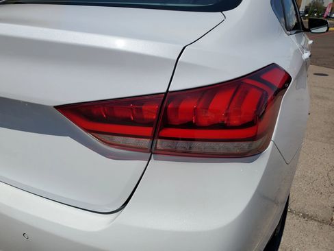 Used 2015 Hyundai Genesis 3.8 w/ Option Group 04 image 13