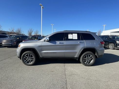 Used 2021 Jeep Grand Cherokee Limited w/ Trailer Tow Group IV image 4