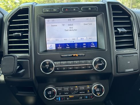 Used 2020 Ford Expedition Limited AWD/4WD image 13