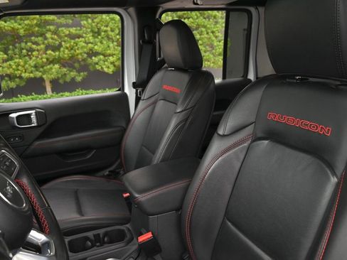 Used 2022 Jeep Gladiator Rubicon w/ Trailer Tow Package image 13