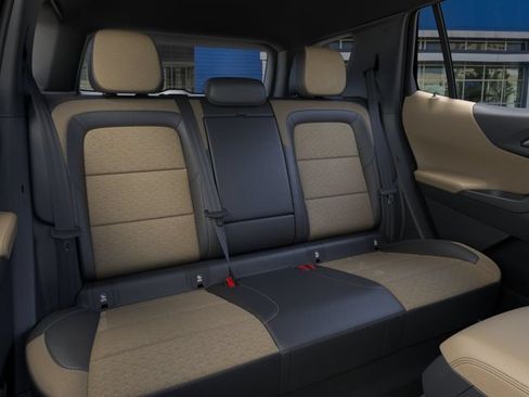 New 2027 Chevrolet Equinox ACTIV w/ Convenience Package III FWD image 17