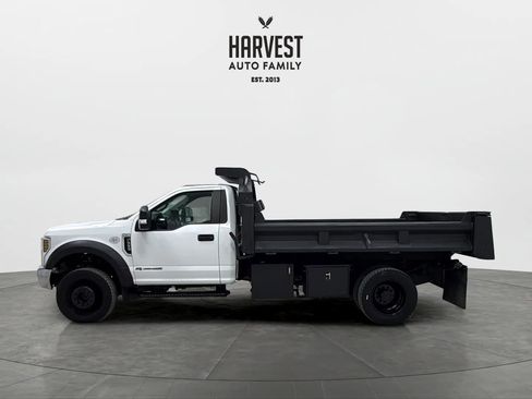 Used 2019 Ford F550 4x4 Regular Cab Super Duty image 2