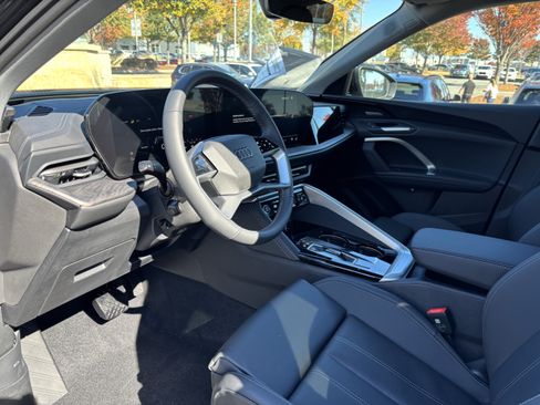 Used 2025 Audi Q5 Premium AWD/4WD image 15