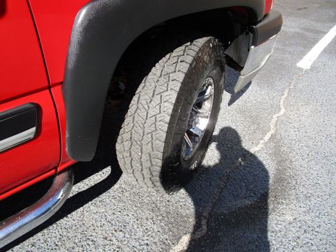 Used 2004 Chevrolet Silverado 1500 4x4 Crew Cab w/ Z71 Convenience Package 2 image 33