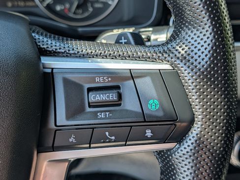 Used 2025 Mitsubishi Outlander SE AWD/4WD image 31