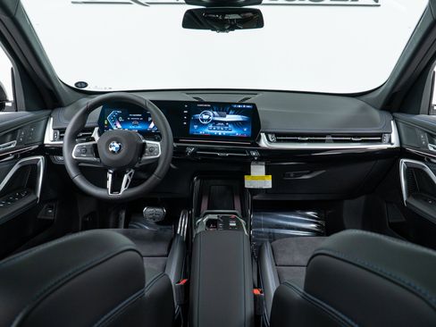 New 2025 BMW X1 xDrive28i w/ M Sport Package image 15