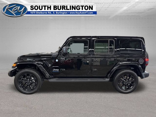 Used 2024 Jeep Wrangler Unlimited Sahara AWD/4WD image 4
