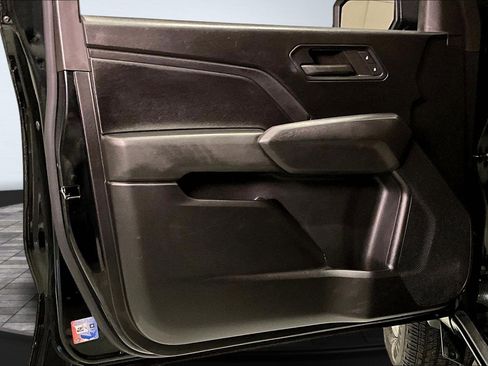 Used 2023 Chevrolet Colorado W/T image 20