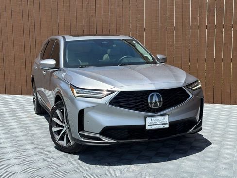 Used 2025 Acura MDX SH-AWD w/ Technology Package image 12