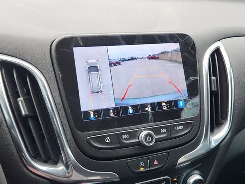 Used 2024 Chevrolet Equinox LT image 7