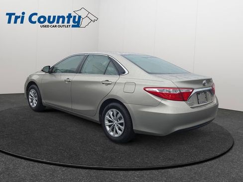 Certified 2017 Toyota Camry LE image 6