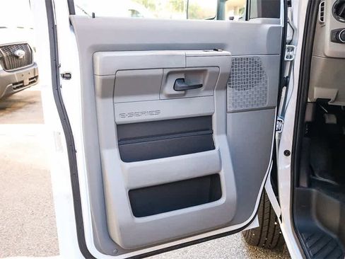 New 2026 Ford E-350 and Econoline 350 Super Duty w/ Power Equipment Group image 27
