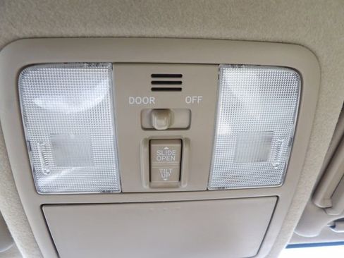 Used 2012 Toyota RAV4 4WD w/ Upgrade Value Pkg image 27