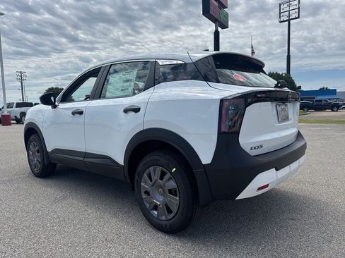 New 2026 Nissan Kicks S FWD image 4
