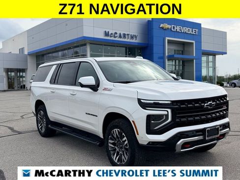 Used 2025 Chevrolet Suburban Z71 AWD/4WD image 1