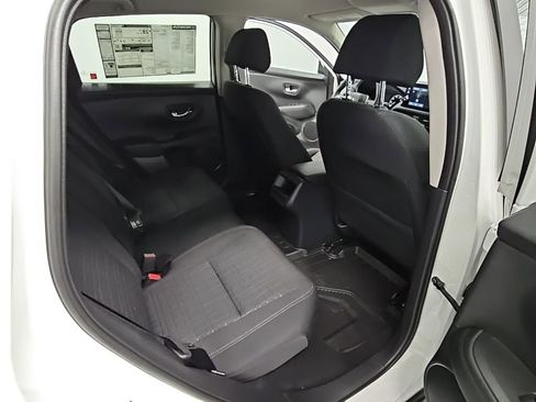 New 2026 Honda HR-V LX image 32