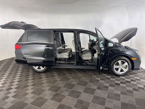 Used 2018 Honda Odyssey EX-L image 16