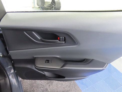 Used 2024 Toyota Prius LE FWD image 29