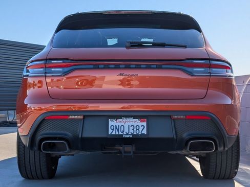 Certified 2024 Porsche Macan image 11