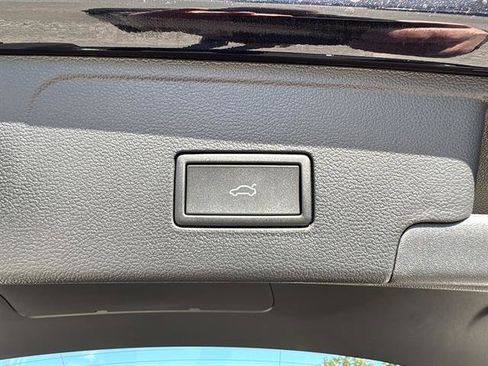 New 2026 Volkswagen Atlas Cross Sport SE image 12