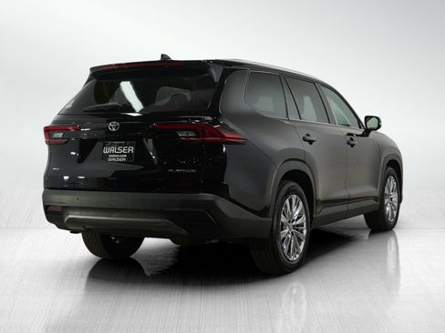 Used 2026 Toyota Grand Highlander Platinum image 5