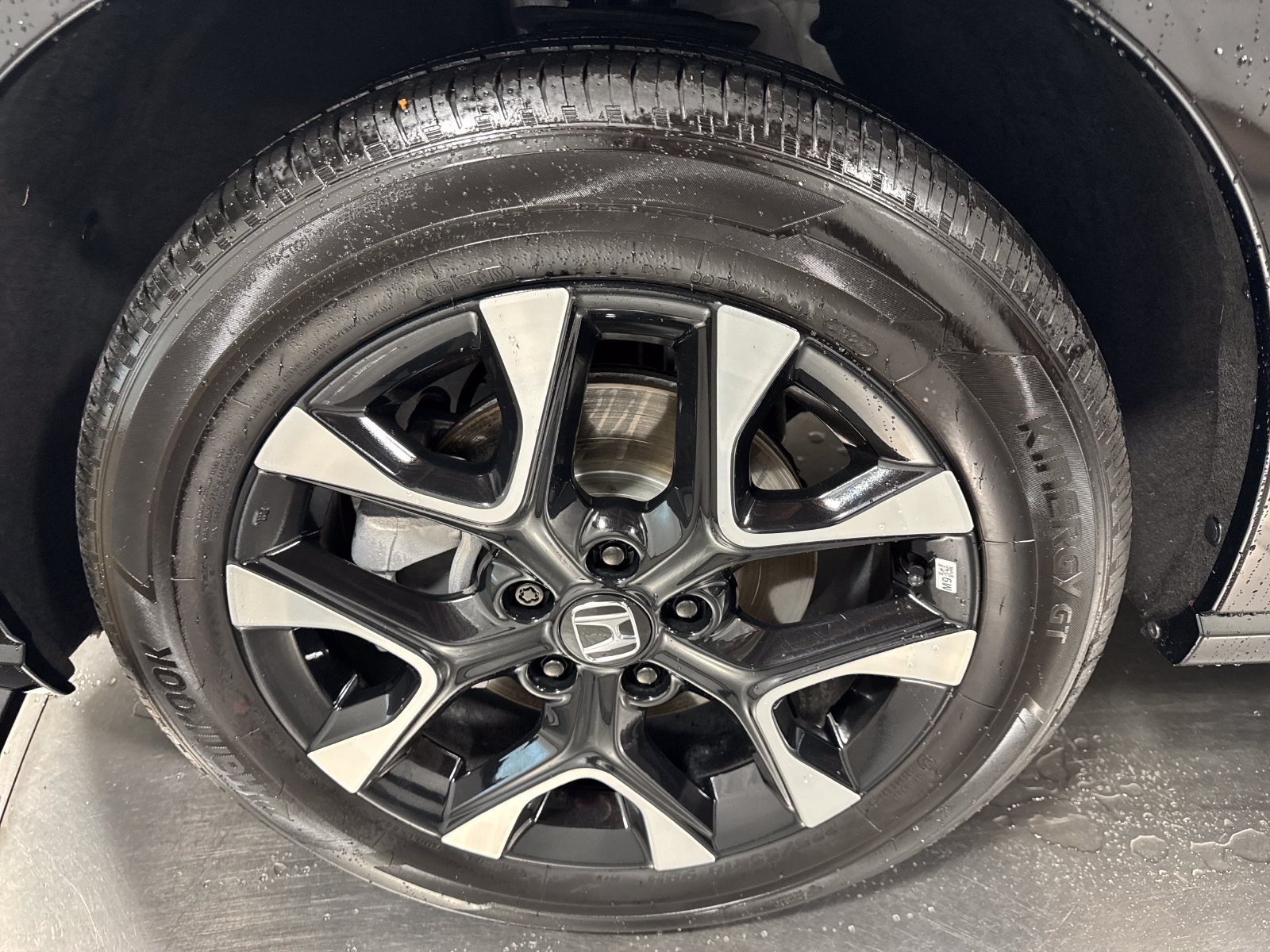 Used 2026 Honda HR-V EX-L image 2