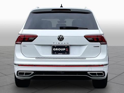 Used 2022 Volkswagen Tiguan SEL R-Line AWD/4WD image 5