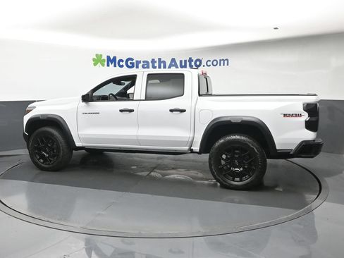 Used 2023 Chevrolet Colorado Trail Boss w/ LPO, Dark Essentials Package AWD/4WD image 21