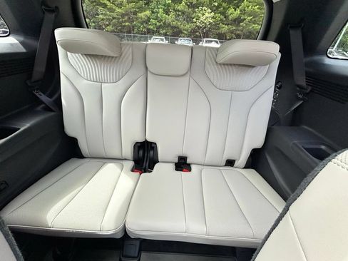 Used 2025 Hyundai Palisade Calligraphy AWD/4WD image 38