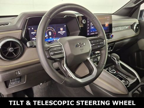 Used 2024 Chevrolet Colorado ZR2 w/ Technology Package image 11