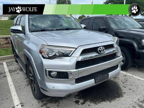 Used 2016 Toyota 4Runner Limited AWD/4WD image 3