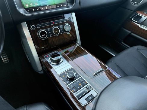 Used 2017 Land Rover Range Rover Supercharged AWD/4WD image 23
