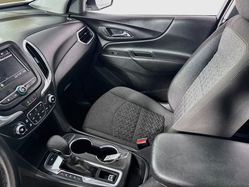 Used 2024 Chevrolet Equinox LT w/ LPO, Floor Liner Package AWD/4WD image 20